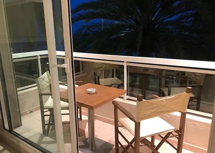 Bluemarine, Vista Mare * مينتون